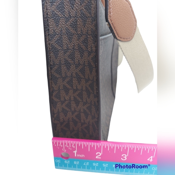 Michael Kors Brown Briley Small Logo Messenger Bag - Picture 7 of 8